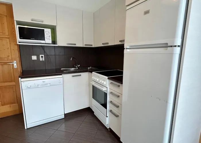 Dora Haz Σίοφοκ